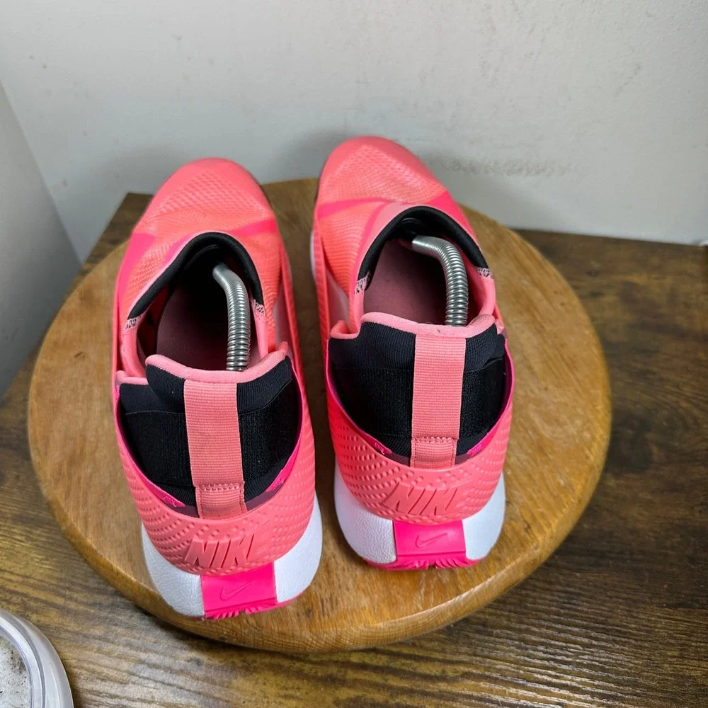 Nike Go FlyEase Mens 10 Bright Crimson Pink Blast Hands-Free Shoes DZ4860-600
